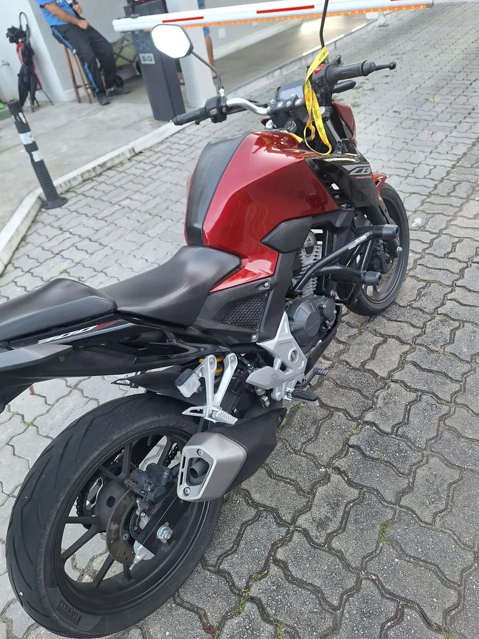CB 300f nova - Foto 3