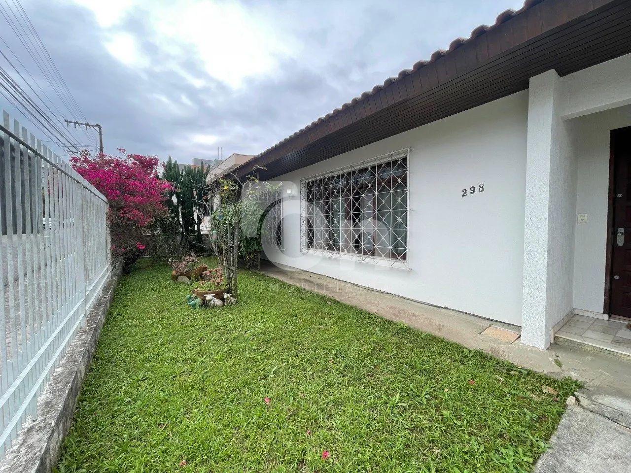 Casa de 1 dormitório em Coqueiros - Foto 2
