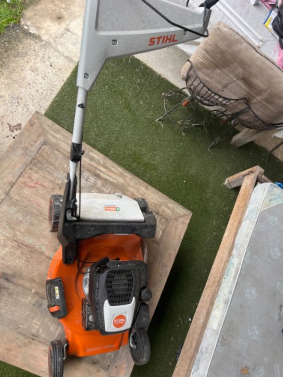 Cortador de Grama STIHL a Combustão RM 253 - Foto 5