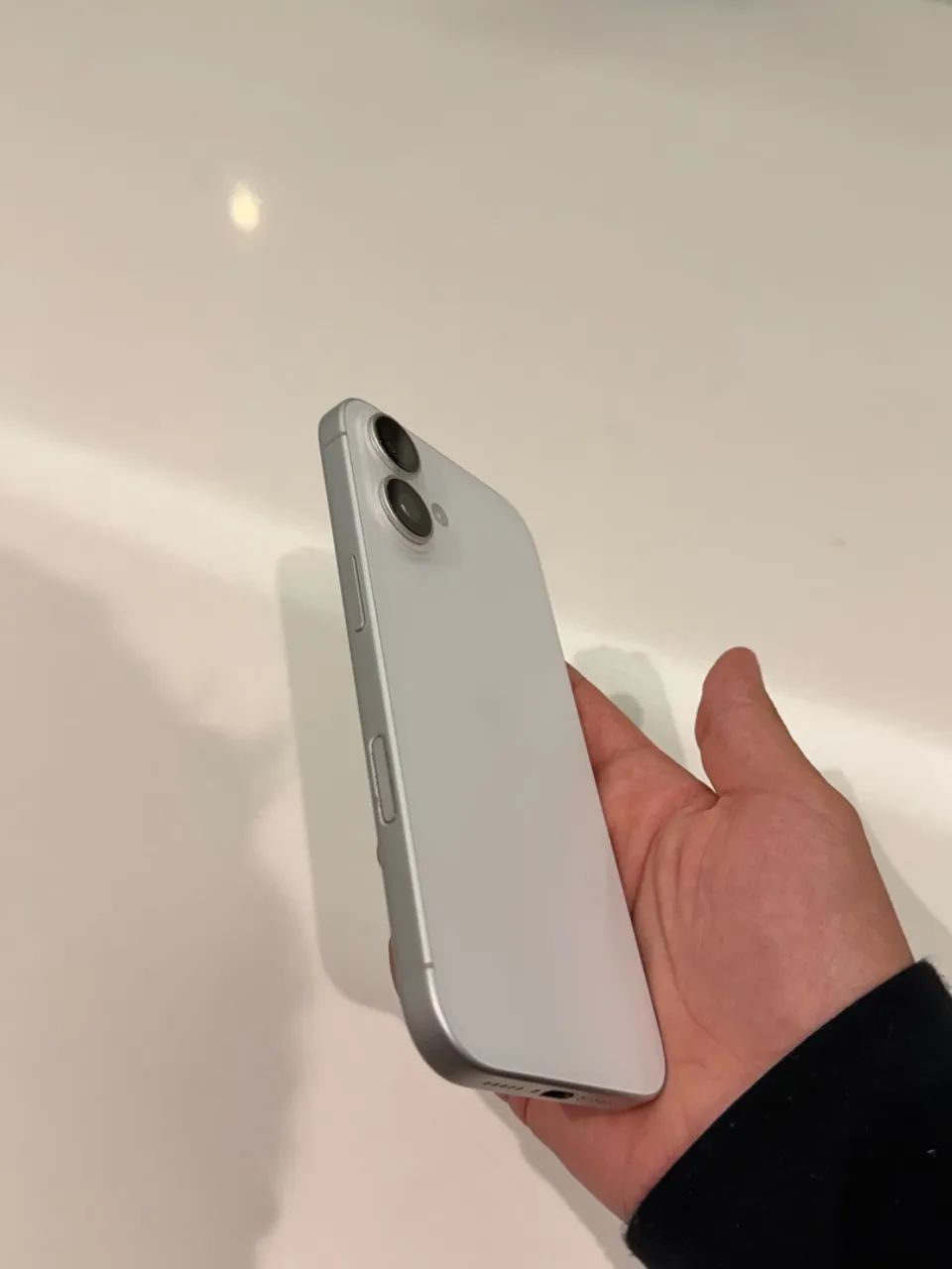 iPhone 16  - Foto 3