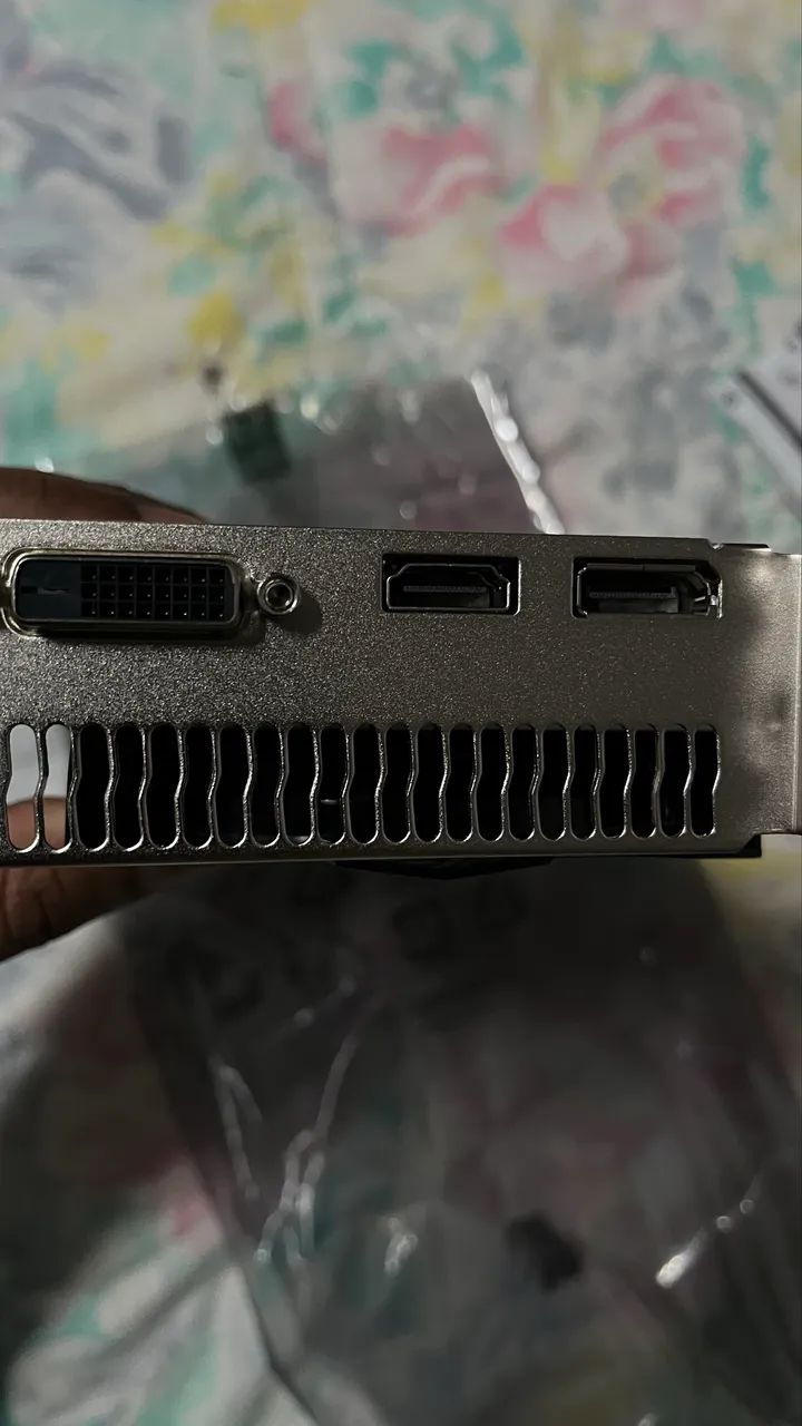 PLACA RX 580/ 2 MESES DE USO - Foto 5