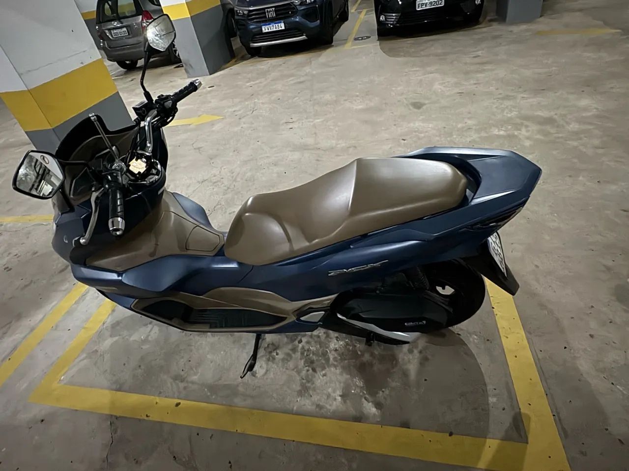 PCX 160 DLX ABS 2023 - Foto 2