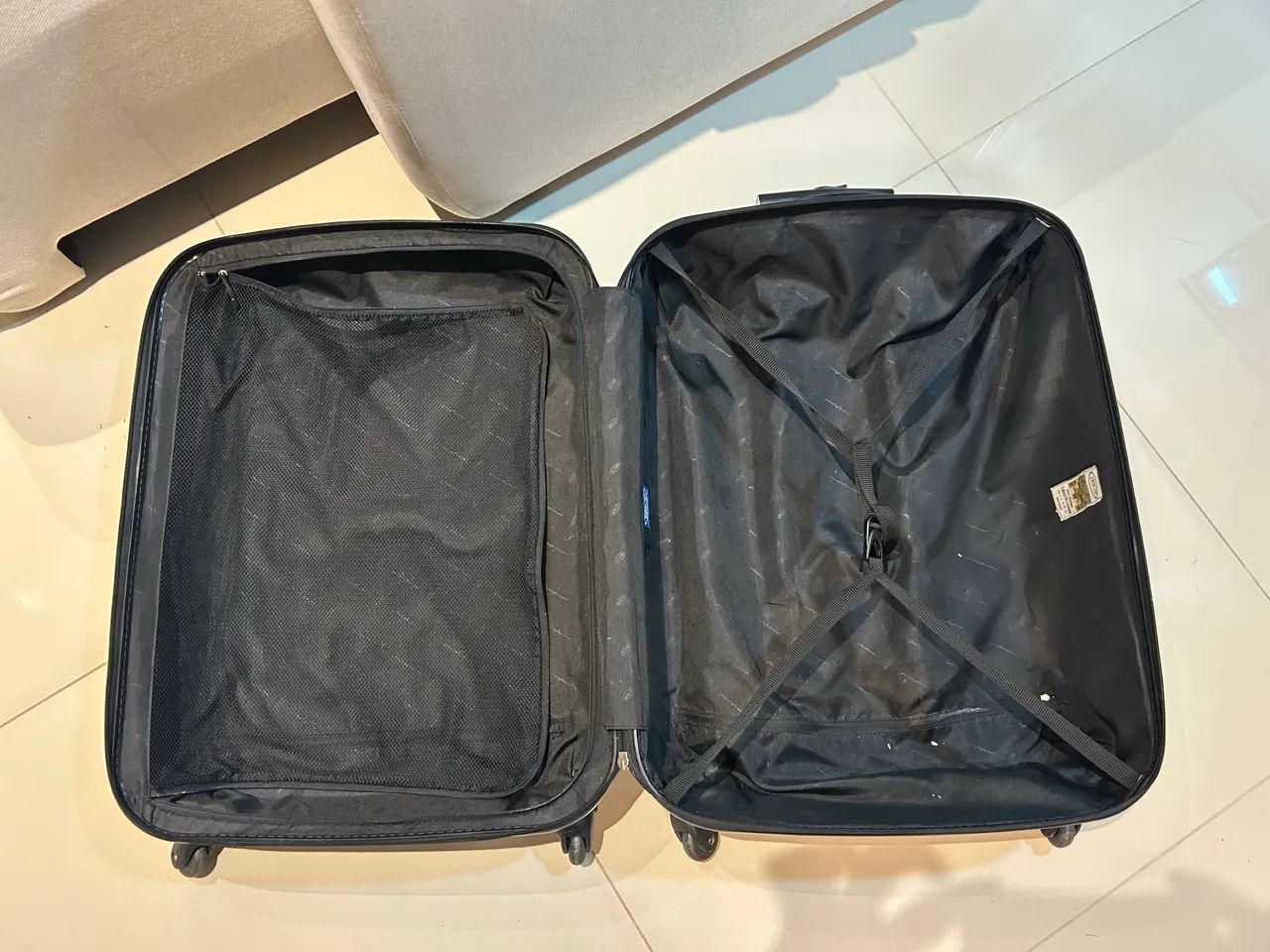 Mala de viagem tamanho M - 23 kg  - Foto 3