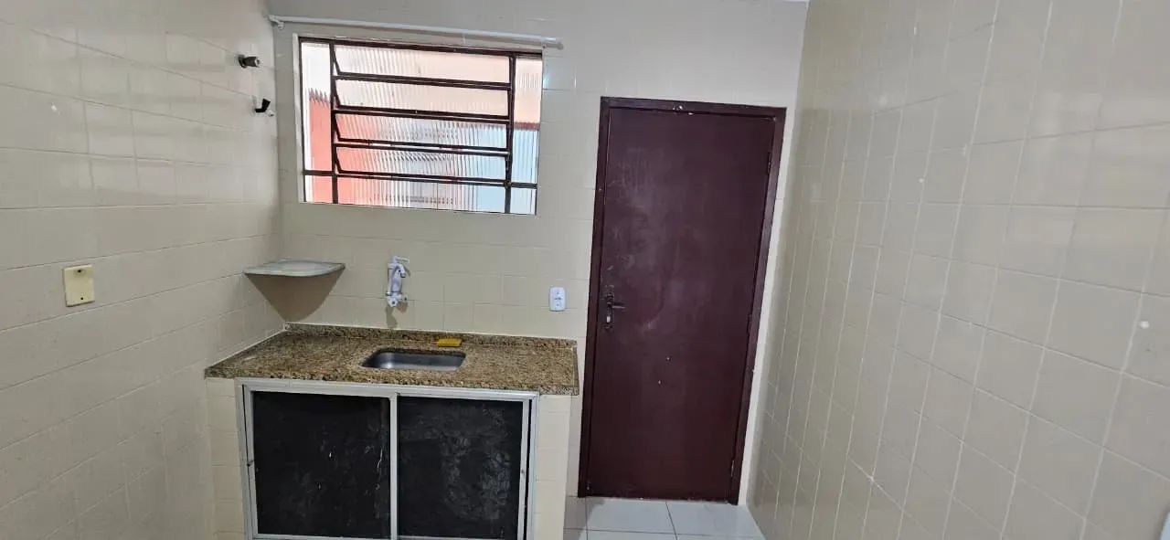 Apartamento amplo de 02 quartos - Foto 5