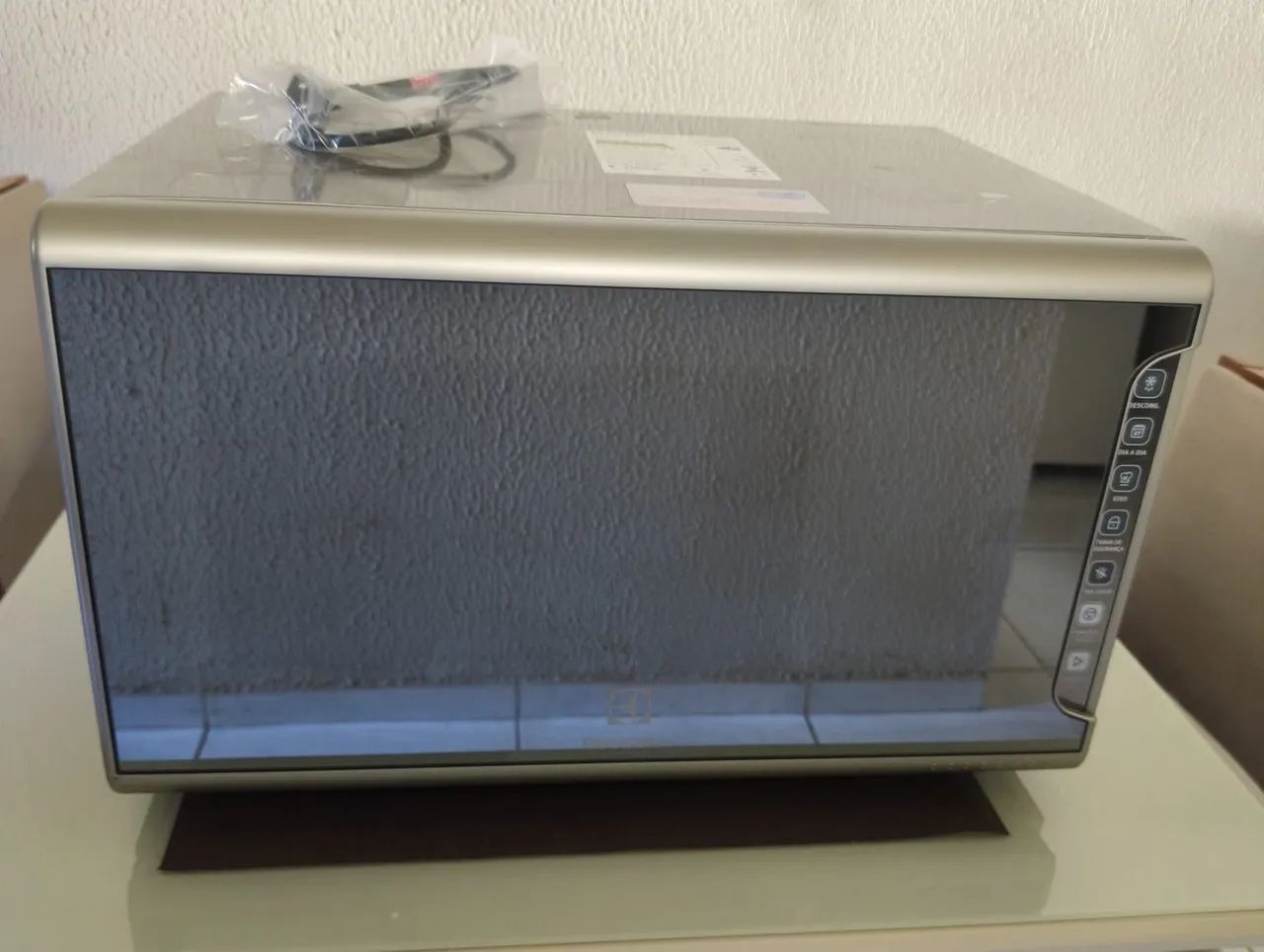Microondas Eletrolux 31 L