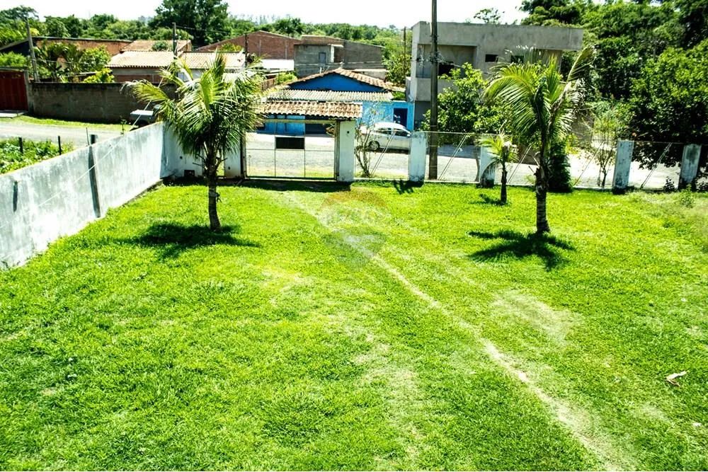 "Chácara a venda no tranquilo bairro Jardim Nova Rio Claro"