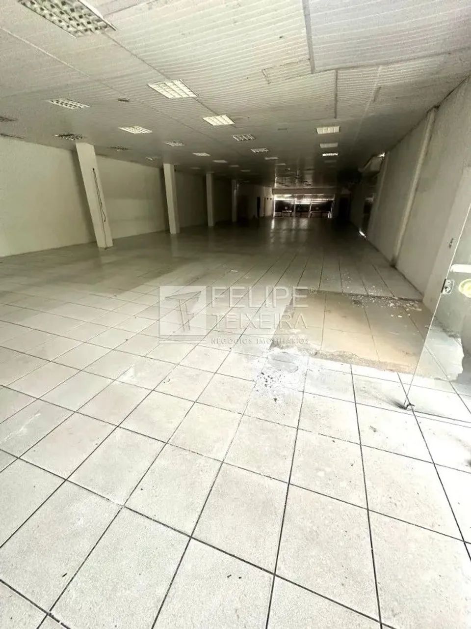 Galpão para Locação em Fortaleza, Farias Brito, 5 banheiros, 30 vagas - Foto 5