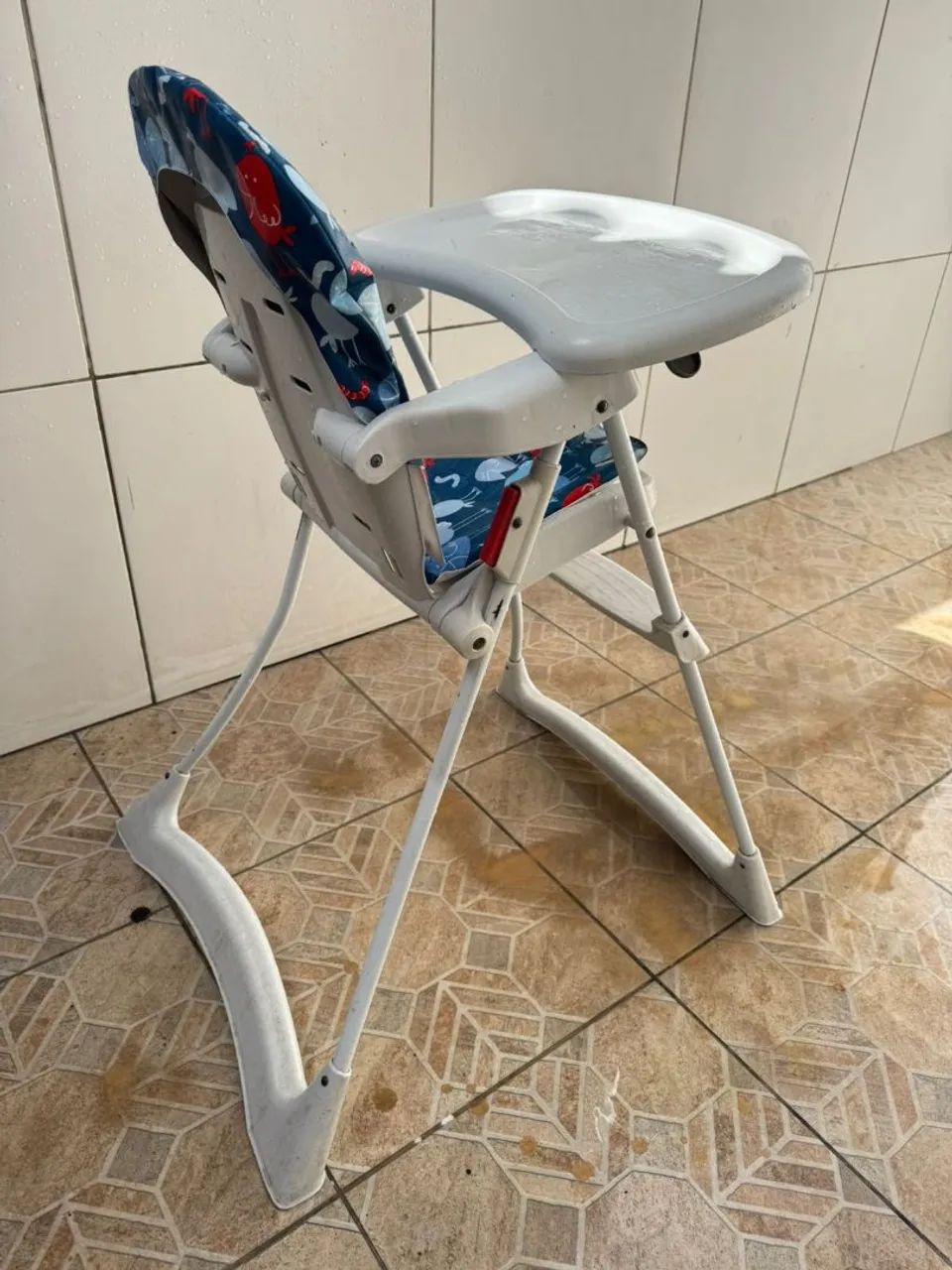 Cadeira de alimentação 