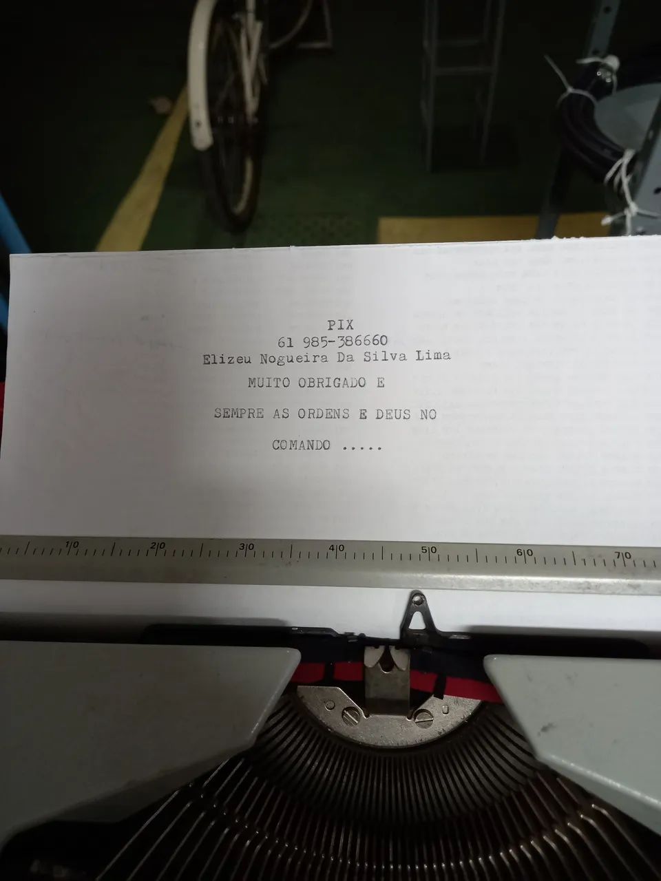 Máquina de escrever (Datilografia) - Foto 2