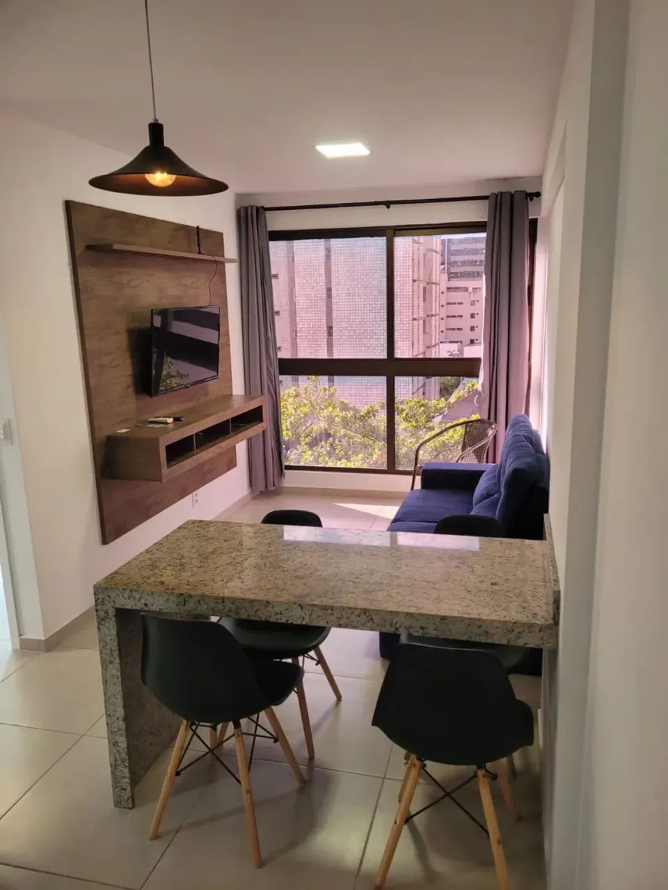 Quarto e sala mobiliado na sandoval arroxelas.