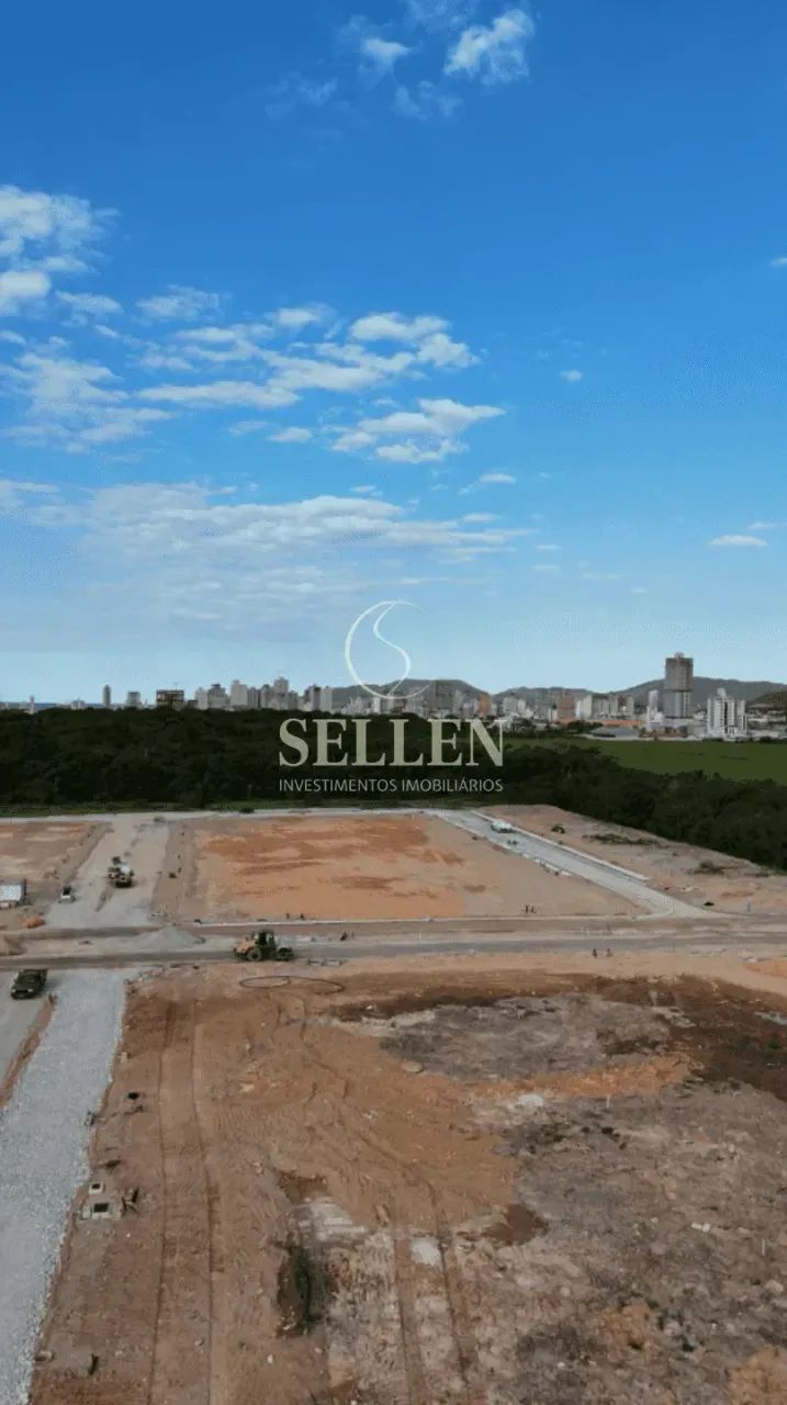 Terreno Exclusivo no Vivapark: Espaço, Localização e Valorização Garantida!