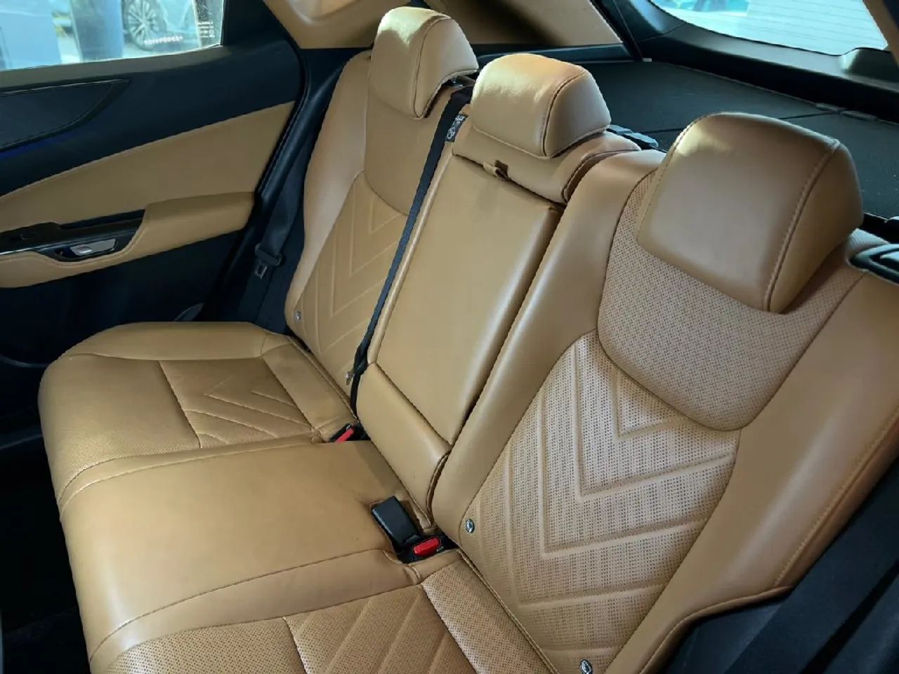 Lexus NX-450h+ AWD 2.5 16V Aut. (Híbrido), foto 17 de 17