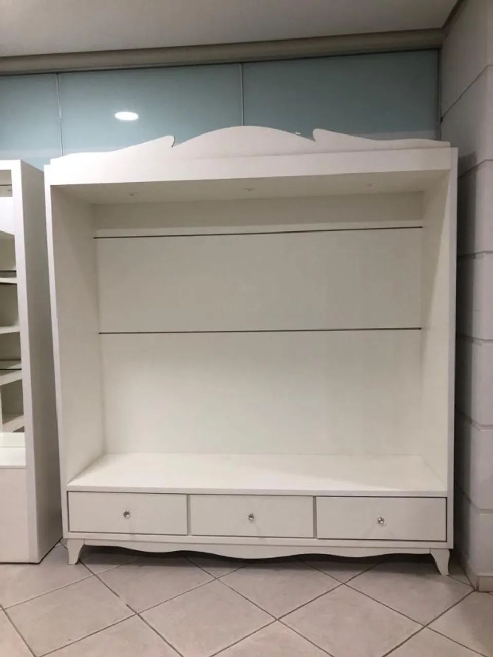 Estante - Guarda roupas