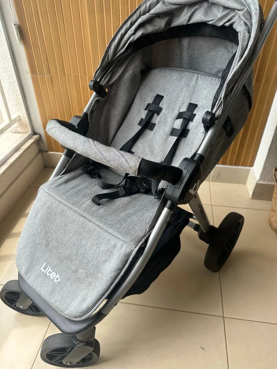 Carrinho de bebe- marca Litet