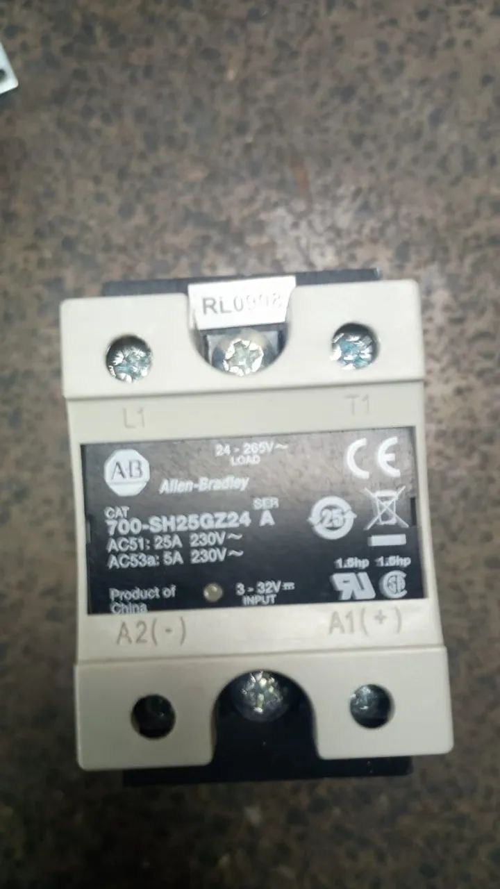 ALLEN-BRADLEY 700-SH25GZ24 SSR RELÉ DE ESTADO SÓLIDO 30VAC 25A