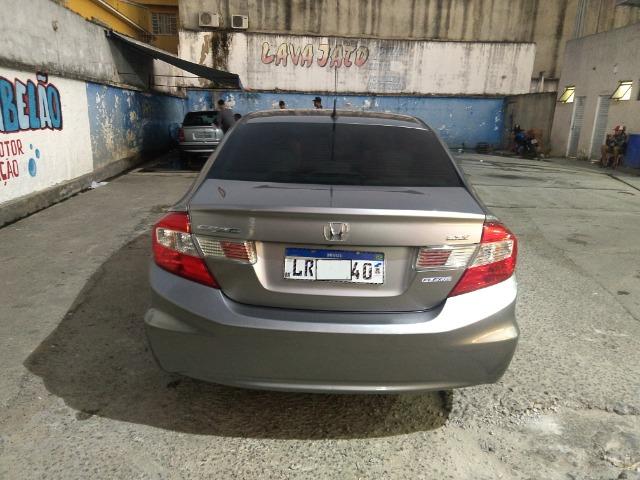 Honda Civic 2016 baixo KM - Foto 8