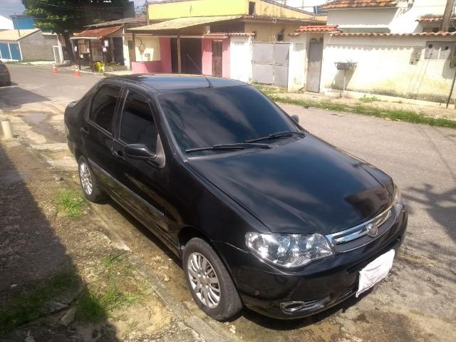 Vendo Siena ano 2006 Perfeito estado Motor HLX 1.8 R$ 13.000