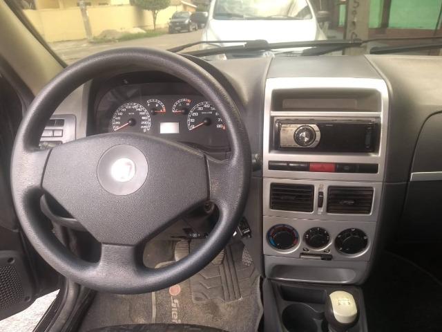Vendo Siena ano 2006 Perfeito estado Motor HLX 1.8 R$ 13.000 - Foto 7