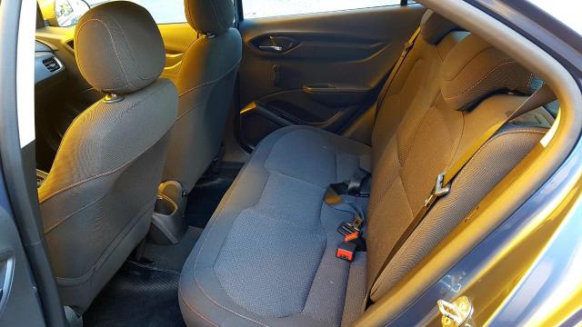 Chevrolet Onix 2014/2015 1.4 LT 8V Automático - Foto 6