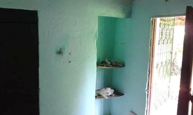 Vendo casa na ilha 15 mt da praia , atras do Iate Club - Foto 7