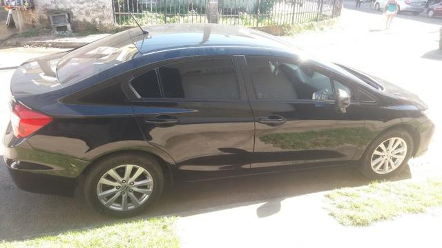 Honda Civic LXS, 1.8, 6 Marchas - Foto 2