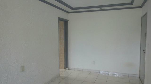 Vendo e troco por carro - Foto 3
