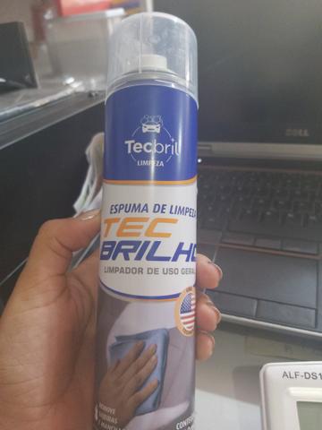 Espuma de limpeza