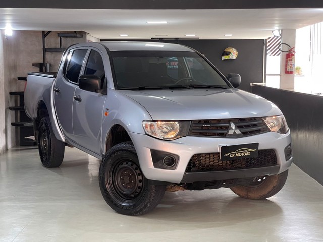 MITSUBISHI L200 TRITON GL 2016 COMPLETA