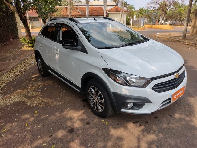 ONIX ACTIVE 1.4 2018 MECÂNICO