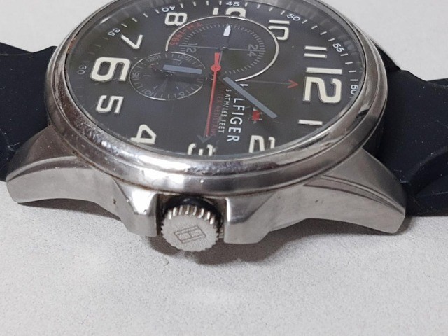 relógio tomy hilfiger raro - Foto 3