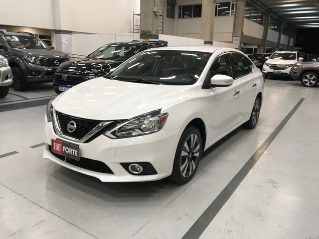 NISSAN SENTRA 20SV CVT 4P