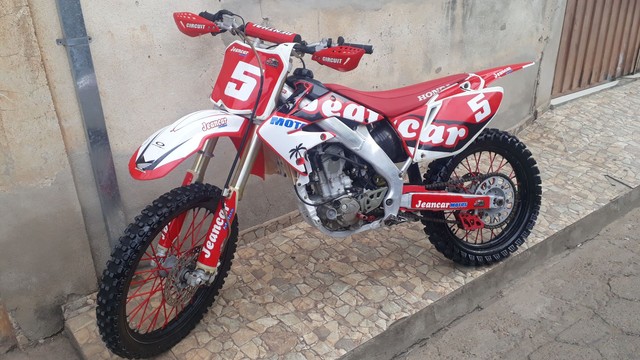 VENDO MOTO HONDA / CRF 250R 9 E