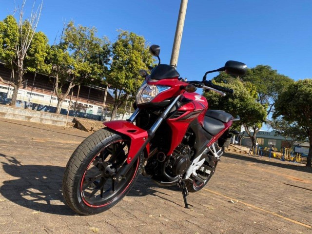 HONDA CB 500F