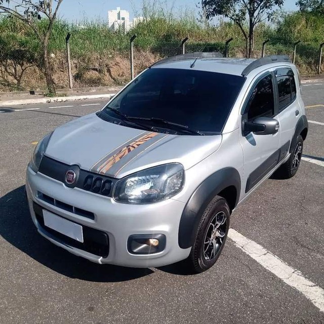 FIAT UNO WAY CELEBRATION 1.0 COMPLETO 2016