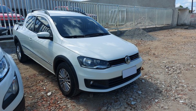 SAVEIRO HIGHLINE 2015 1.6 A MAIS COMPLETA