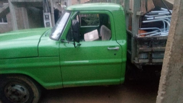 VENDO OU TROCO POR PICAPE /CAMINHÃO PRONTO PRA TRABALHAR FORD F350
