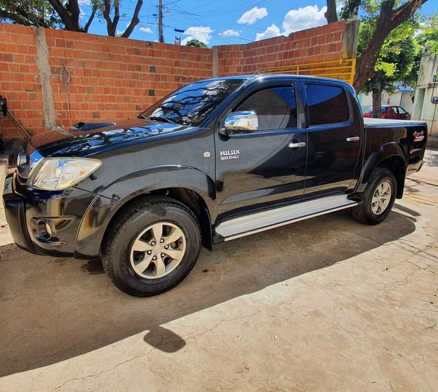 TOYOTA HILUX 2009 3.0 4X4 DIESEL MANUAL