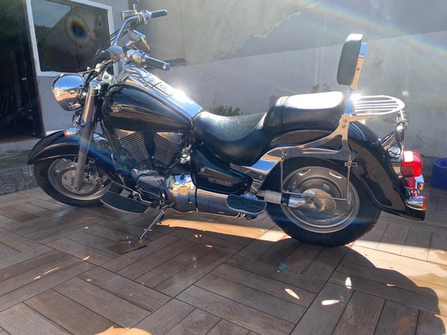 SUZUKI BOULEVARD C1500
