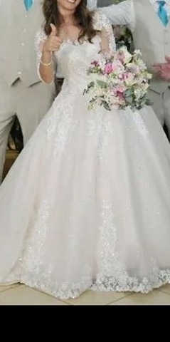 Vestido de Noiva Off White Tamanho P