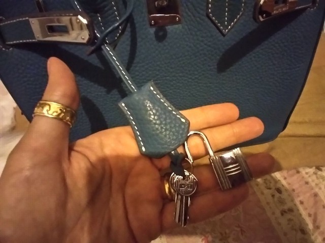 hermes bolsa lock and key