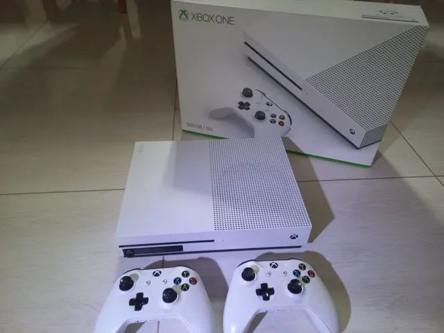 Xbox One S + Dois controles + Jogos - Videogames - Cremação, Belém  1258562135