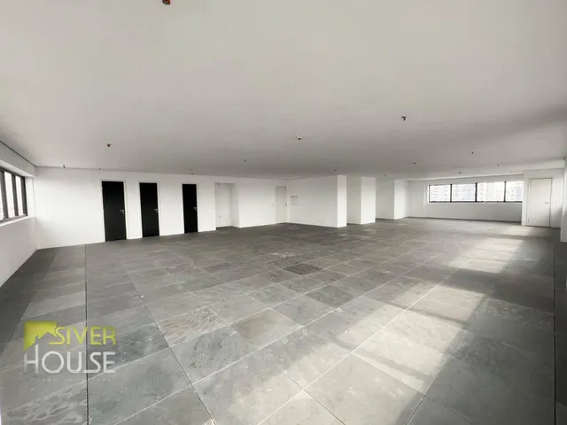 Sala para alugar no metrô São Judas