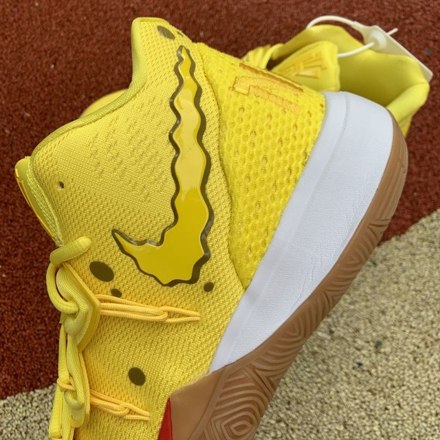 Tênis Kyrie 5 x Bob esponja  - Foto 3