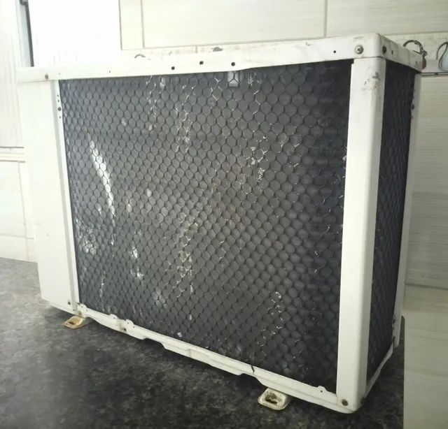 Condensadora 12000 BTUs Seminova Para Ar Condicionado 
