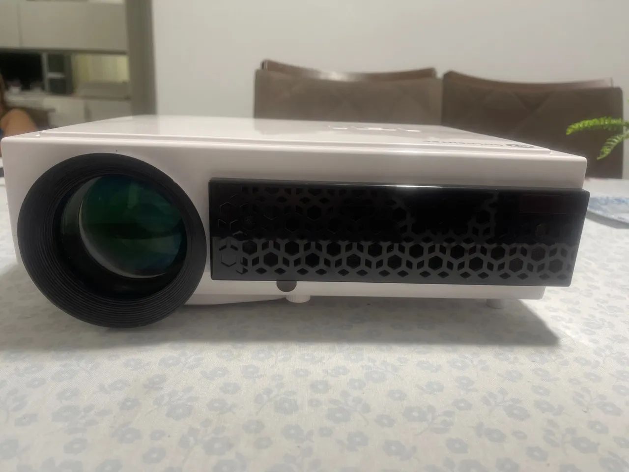 Projetor Goldentec GT 3000