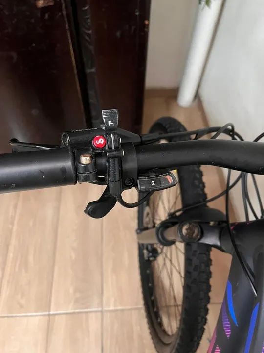 Bicicleta First Aro 29 usada - Foto 3