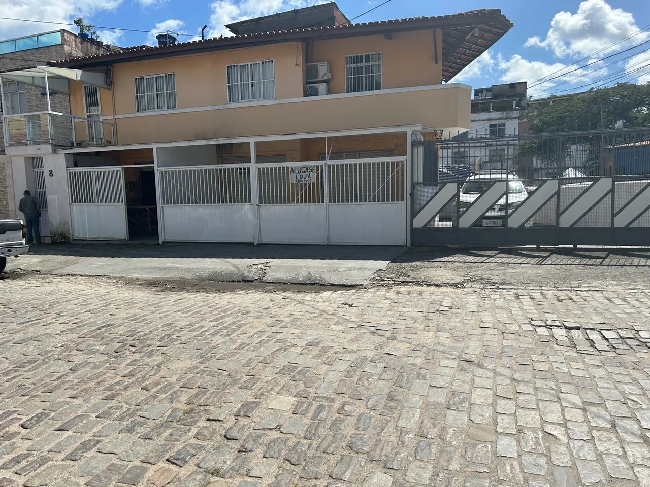 ALUGO PONTO COMERCIAL EM ROMA