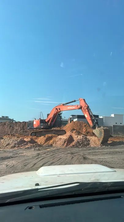 Vendo ou troca escavadeira hidráulica 2017