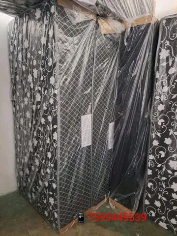 Cama box solteiro, espuma D28 selada.