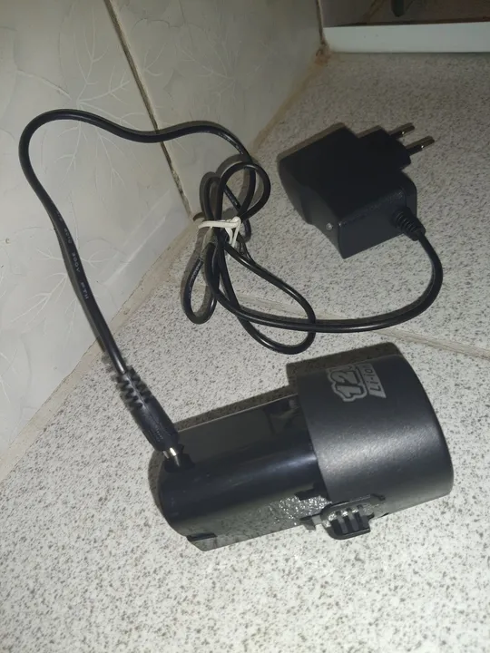 Carregador de Bateria/parafusadeirara 12V